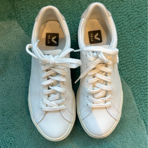 Veja EXCELLENT Esplar bright white leather stitched logo low top sneaker -5 - Picture 7 of 16